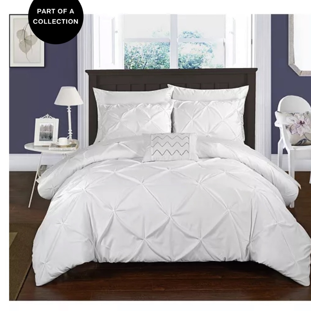 Pin Tuck Duvet Set - King 4pc